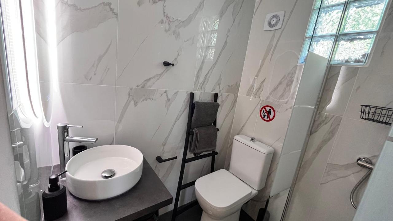 Le Sirene Apartments Скиатос Екстериор снимка